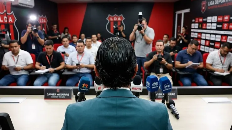 Alajuelense avanza para presentar al nuevo DT.