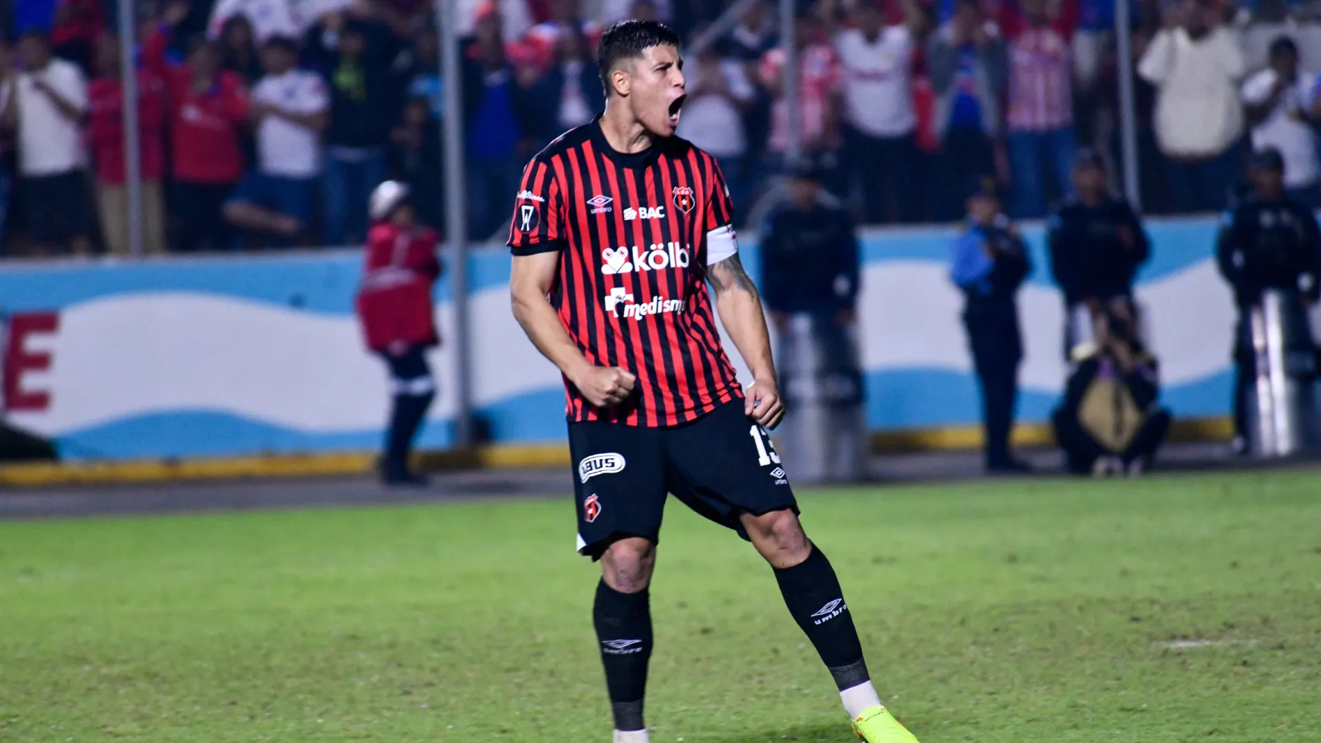 Alexis Gamboa es uno de los referentes de Alajuelense. (Foto: Concacaf.com)