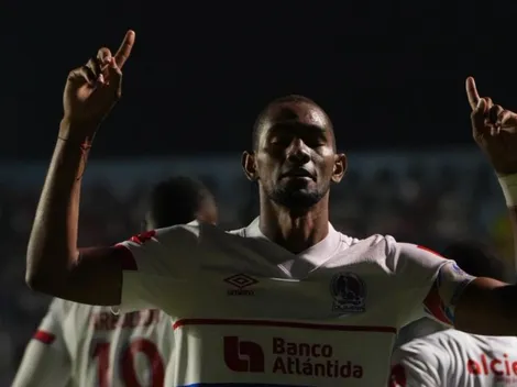 Olimpia 1-0 Real España EN VIVO: Jerry Bengtson tiene ganando al león