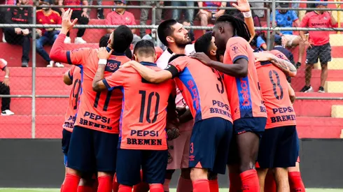 Los rojos no tienen plantel completo