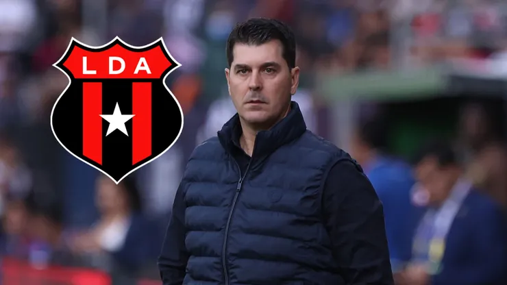 Ángel Rescalvo tiene un extenso recorrido en el fútbol sudamericano.