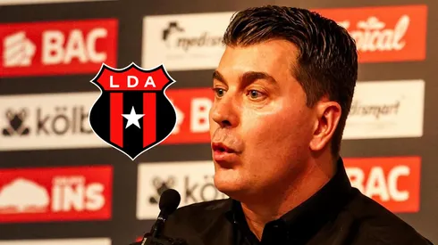 Ismael Rescalvo fue presentado en el banquillo de Alajuelense.
