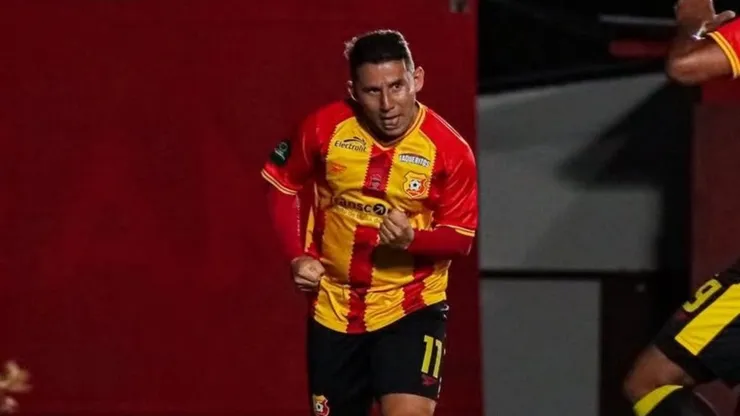 Araya responde a las críticas tras el título de Herediano