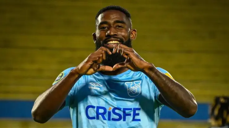 El delantero tiene contrato hasta diciembre.