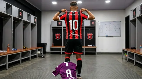 Alajuelense va por un campeón con Saprissa.