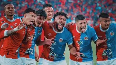 FAS se está coronando campeón del Clausura 2026 en El Salvador. Foto: X FAS.