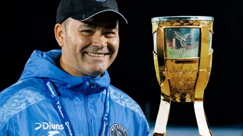 Javier López ganó su primer título en la Liga Nacional de Honduras. Foto: TDTV.