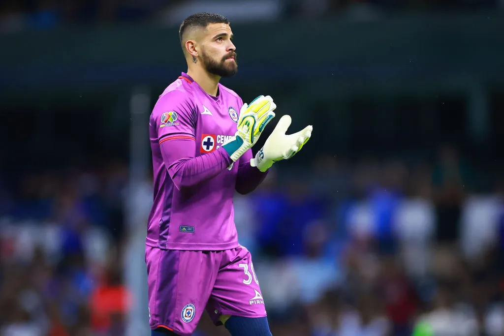 Andrés Gudiño sería el apuntado de Pumas para suplir a Keylor Navas en el inicio del Apertura (Getty Images).