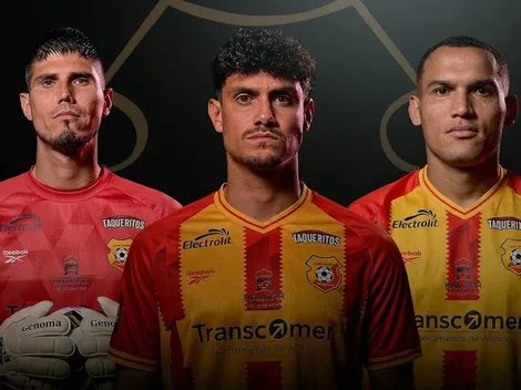 Aarón Cruz, Yeltsin Tejeda y Jurguens Montenegro se acercan a un rival directo de Herediano