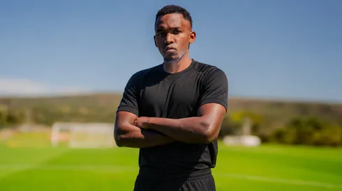 Alberth Elis tendrá un nuevo club en Honduras. Foto: ChatGPT.