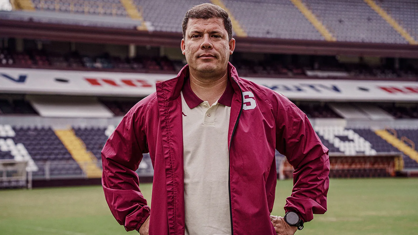 Roberto Castro, nuevo estratega de la U-20. (Foto: prensa de Saprissa)
