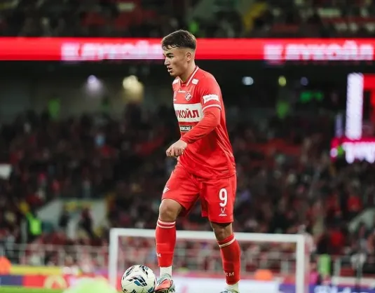 Manfred Ugalde saldría vendido en el presente mercado de fichajes (Instagram).