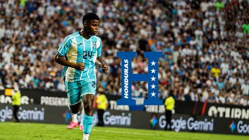 Keyrol Figueroa jugó sus primeros 45 minutos con la Selección de Honduras. Foto: La Prensa.