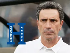 José Francisco Molina se encara con periodista tras derrota de la Selección de Honduras