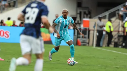 Joseph Rosales fue considerado como el mejor jugador de Honduras en el amistoso ante Argentina. Foto: FFH.