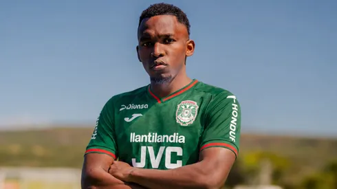 Alberth Elis jugará con Marathón a partir del Apertura 2026. Foto: ChatGPT.