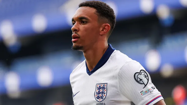 Alexander-Arnold no está en la Copa del Mundo.
