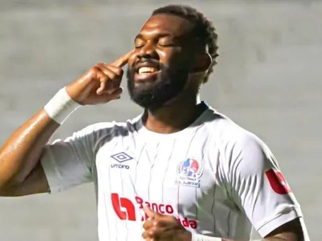 Oferta de última hora: el exótico club que quiere sacar a Jorge Benguché del Olimpia