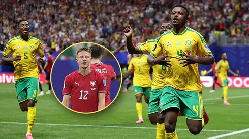 Mokoena festeja el gol que amargó a Chequia.