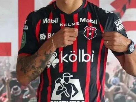 Jugó en Alajuelense, dejó el fútbol para lavar carros y ahora sueña con regresar: “He hablado con gente de la Liga”