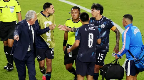 El salvadoreño fue criticado por los guaraníes.