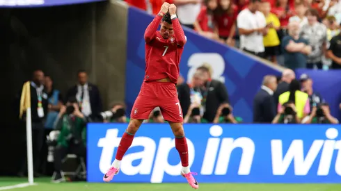 Cristiano Ronaldo está a pocos goles de los mil.