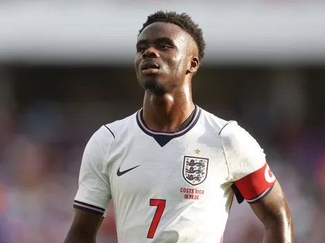 Por qué Bukayo Saka no juega en Inglaterra vs. Ghana