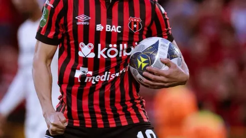 Alajuelense deja ir a una promesa.