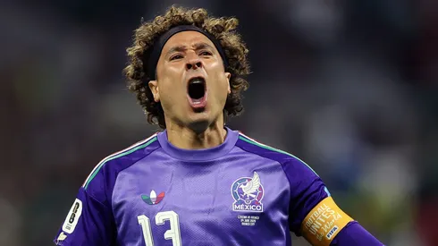 "Memo" Ochoa sigue sin ganarle el puesto a Rangel.