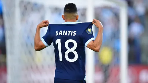 Oscar Santis no se irá solo a Asia