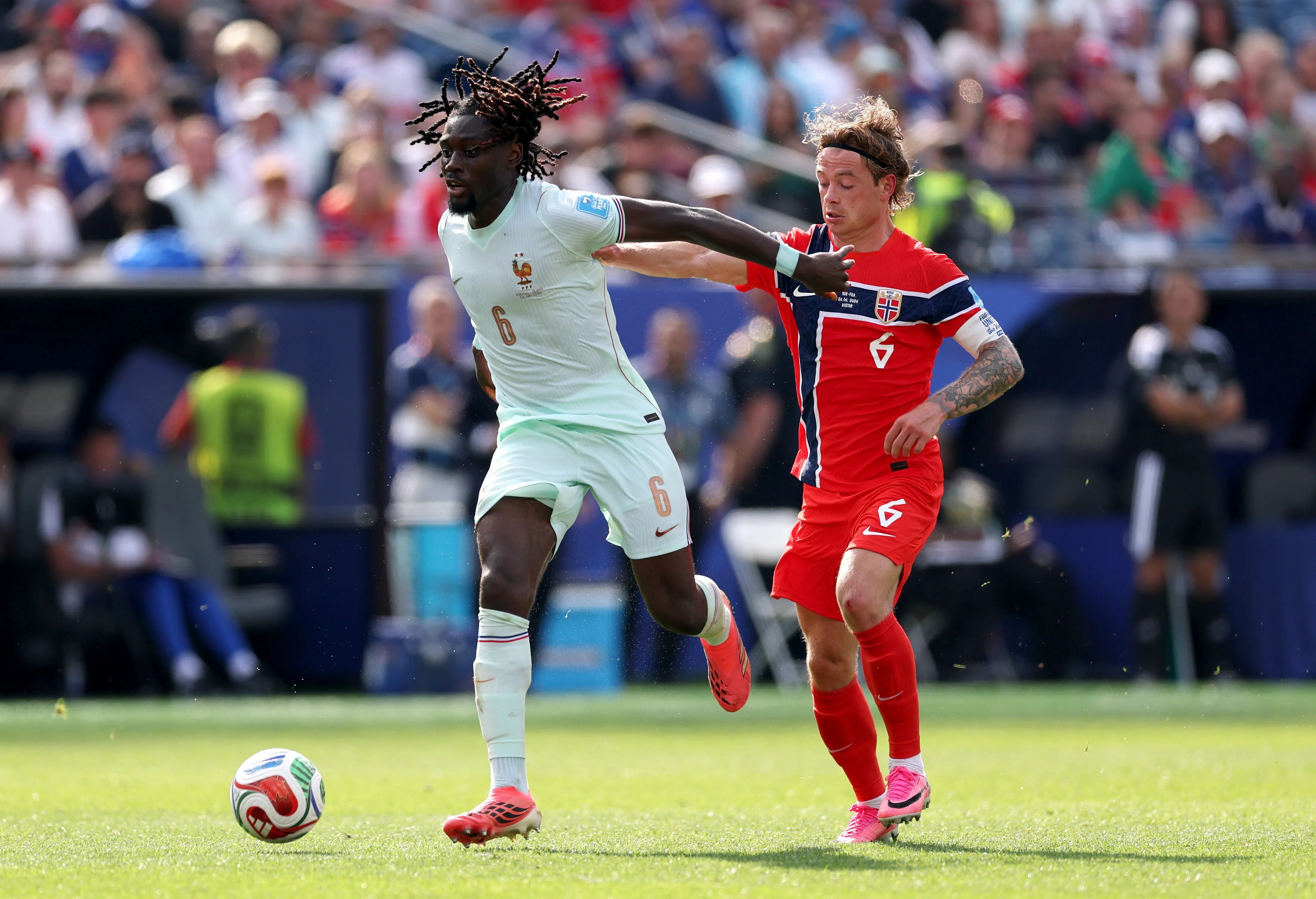 Koné será titular contra Paraguay. Foto: Getty Images.