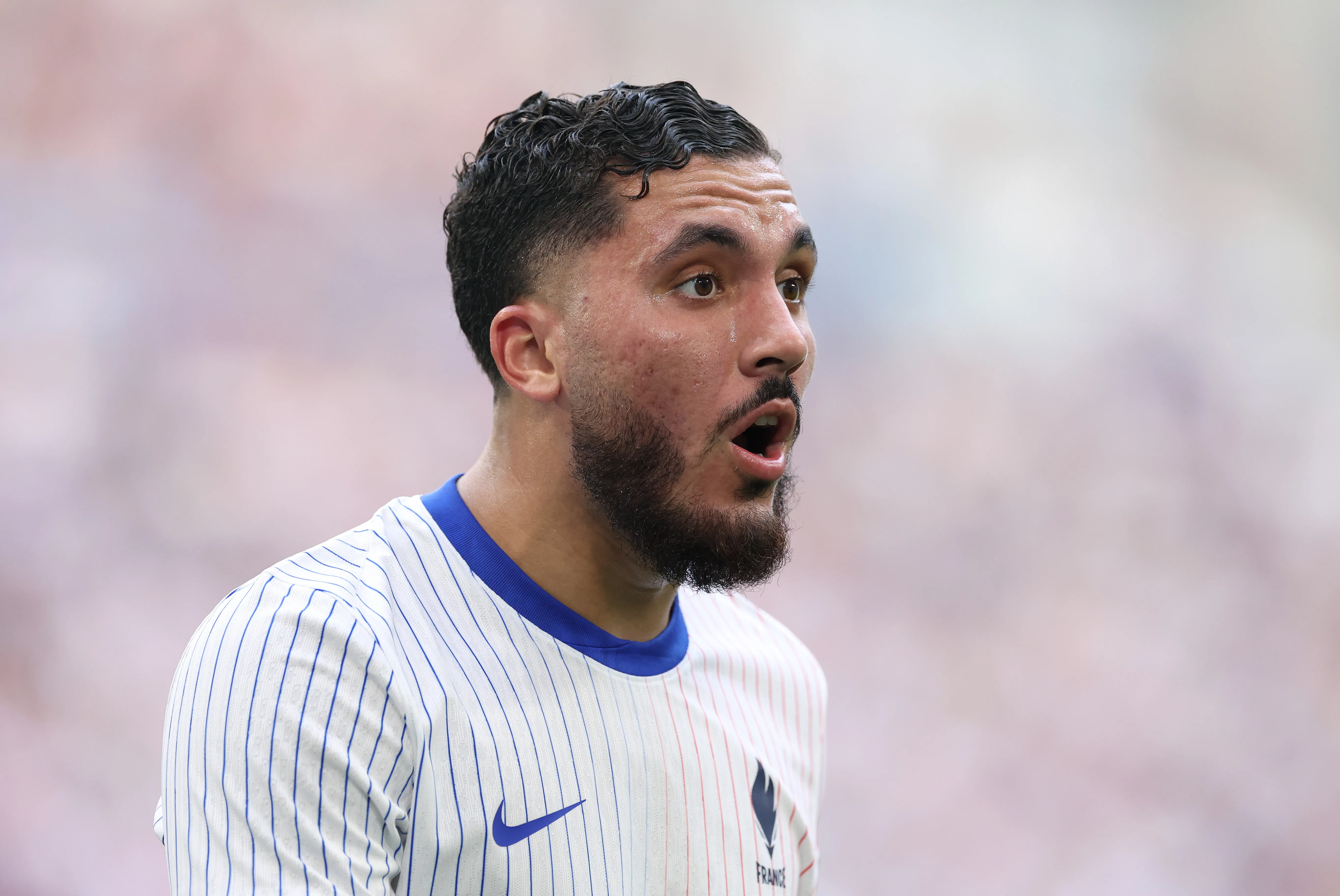 Cherki no ha sido titular en ningún partido del Mundial 2026 (Getty Images).