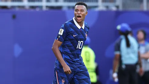 Kylian Mbappé vuelve a anotar