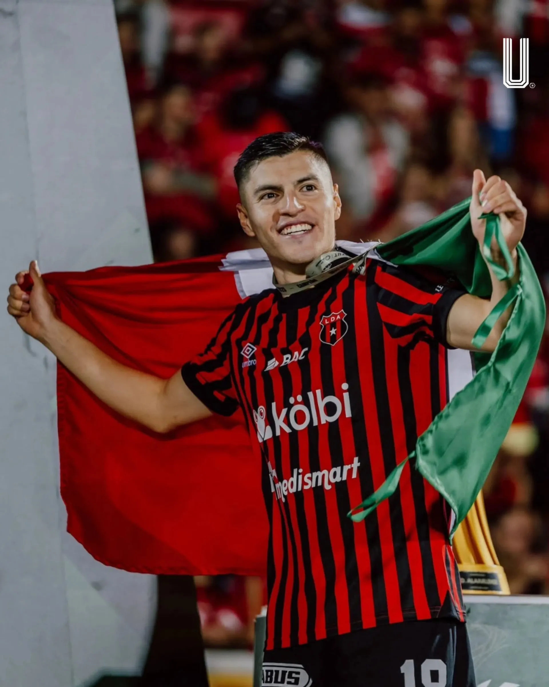 Cisneros quiere seguir dándole alegrías a Alajuelense. (Unafut)