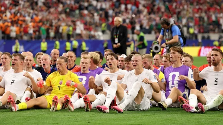 Los jugadores de Noruega buscan seguir haciendo historia.