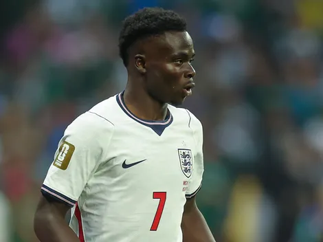 Por qué no juega Bukayo Saka en Inglaterra vs. Noruega