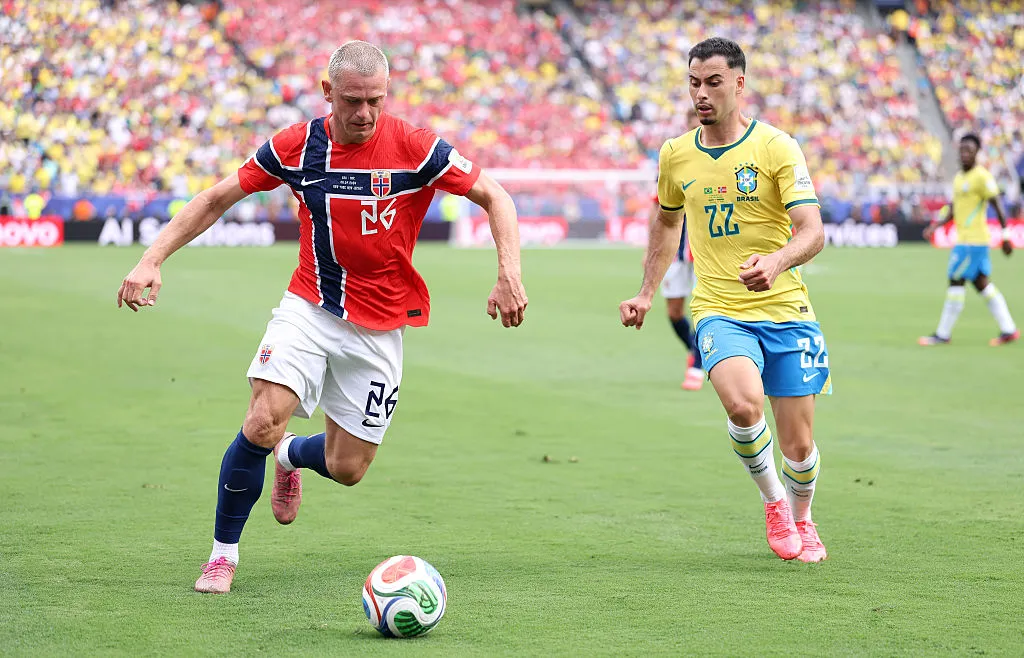 Ante Brasil, Ryerson saltó a la cancha con un look menos llamativo (Getty Images).
