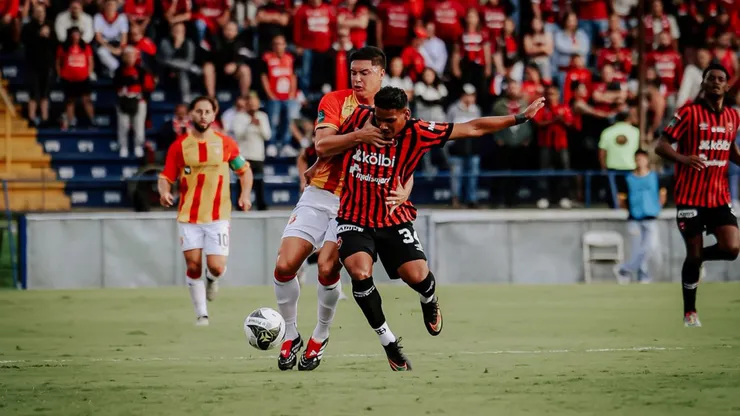 Los manudos caen en el primer partido de la temporada.