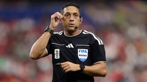 Jesús Valenzuela, el árbitro de Francia vs. Inglaterra.