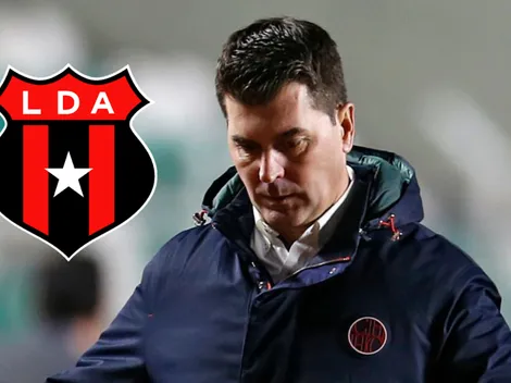 "Posible reemplazo": afirman que Alajuelense ya tiene al sucesor de Ismael Rescalvo