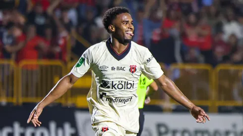 Kenyel Michel anotó el gol del empate de la Liga.