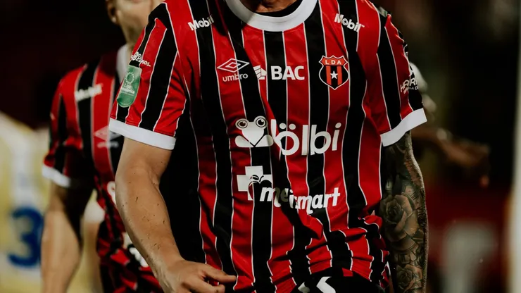 Ismael Rescalvo está cerca de recuperar a un refuerzo.