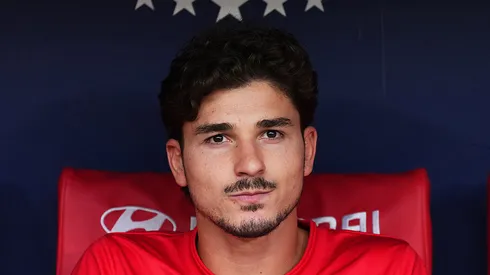 El rostro de Julián Alvarez lo dice todo ante los abucheos de la afición colchonera.