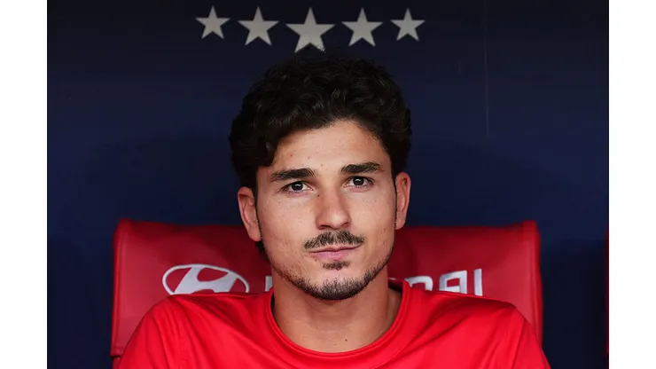 El rostro de Julián Alvarez lo dice todo ante los abucheos de la afición colchonera.